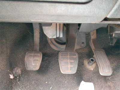 PEDAL ACELERADOR