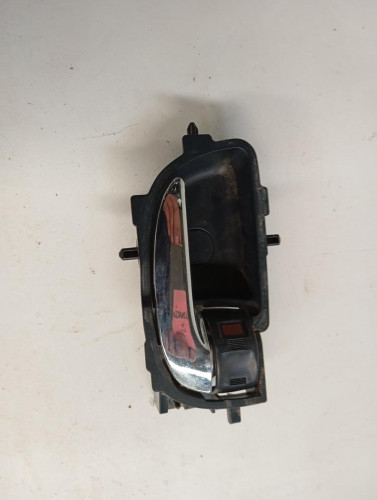 MANETA INTERIOR DELANTERA DERECHA Toyota YARIS (KSP1/NLP1/NSP1) 