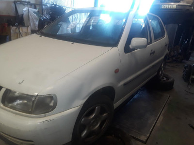 VOLKSWAGEN POLO III (6N1)