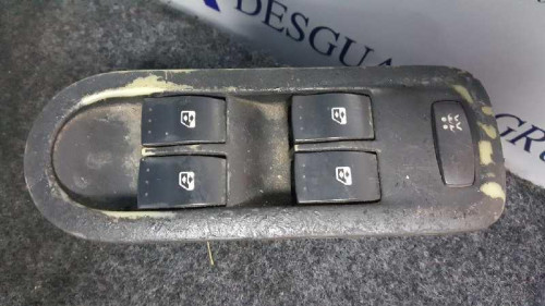  MANDO ELEVALUNAS DELANTERO IZQUIERDO 