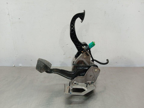  PEDALERA COMPLETA PEUGEOT 2008 