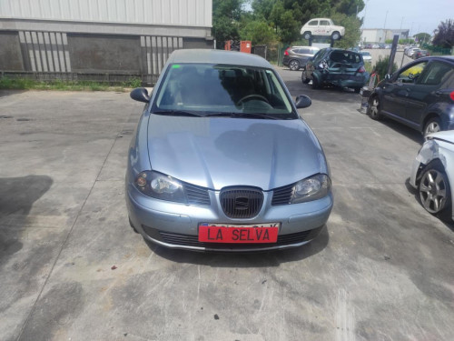 SEAT CORDOBA BERLINA (6L2) — vehículo donante para recambios 