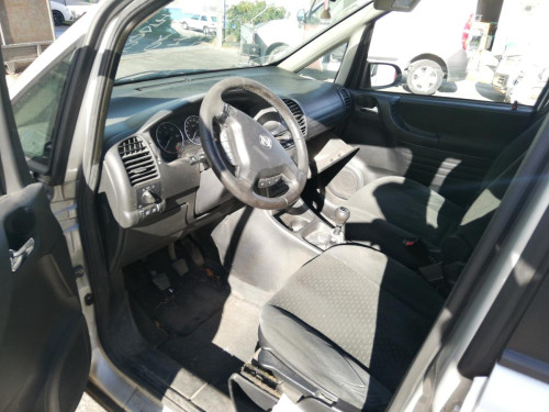 OPEL ZAFIRA A — vehículo donante para recambios 
