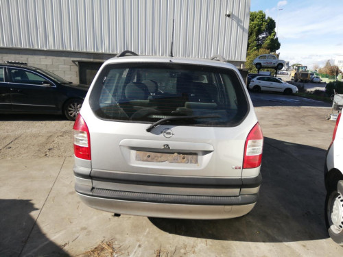 OPEL ZAFIRA A — vehículo donante para recambios 