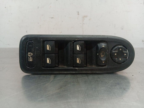 MANDO ELEVALUNAS DELANTERO IZQUIERDO Citroen C5 BERLINA 