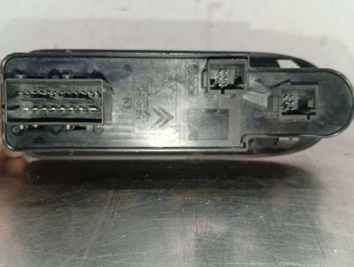 MANDO ELEVALUNAS DELANTERO IZQUIERDO Citroen C5 BERLINA 