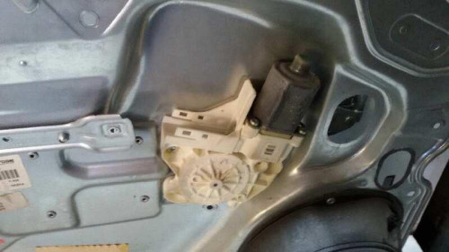 ELEVALUNAS DELANTERO IZQUIERDO Ford FOCUS BERLINA (CAP) 