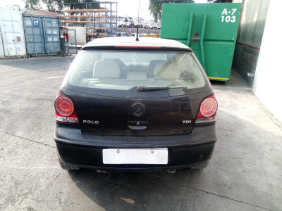 VOLKSWAGEN POLO IV (9N3)