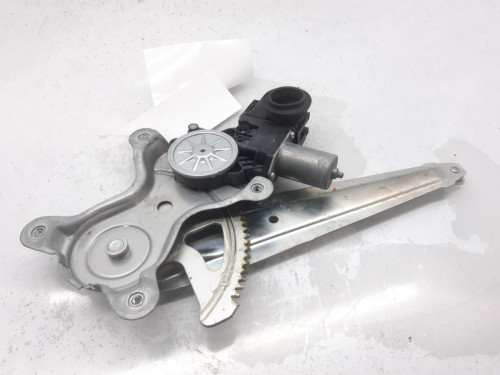 ELEVALUNAS TRASERO IZQUIERDO Lexus IS (AVE30/GSE30) 