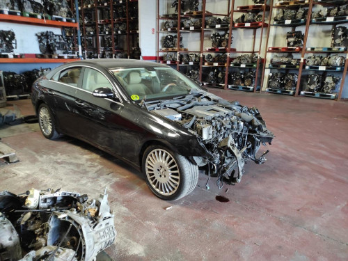 MERCEDES-BENZ CLS (BM 219) — vehículo donante para recambios 