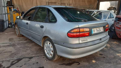 RENAULT LAGUNA (B56)