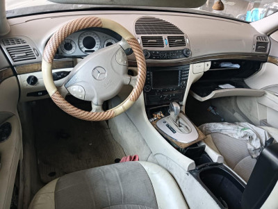 MERCEDES-BENZ CLASE E (BM 211) BERLINA