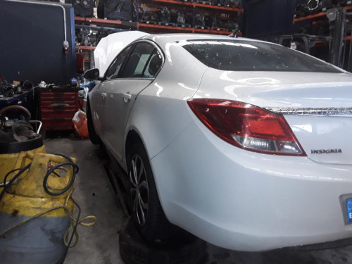 OPEL INSIGNIA BERLINA — Donor Vehicle for Used Parts 