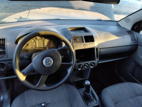 VOLKSWAGEN POLO IV (9N1) — Donor Vehicle for Used Parts 