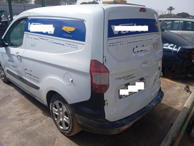 FORD TRANSIT COURIER (C4A)