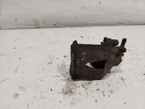 PINZA DE FRENO DELANTERA DERECHA 