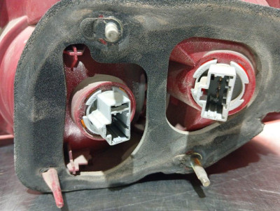 PILOTO TRASERO IZQUIERDO, MAZDA, 3 BERLINA (BK)