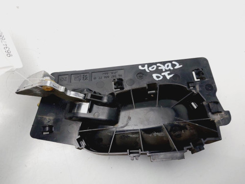 MANETA INTERIOR DELANTERA IZQUIERDA Peugeot 307 (S1)(04.2001) 