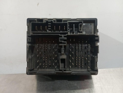  CAJA RELES / FUSIBLES FIAT FREEMONT (345) 