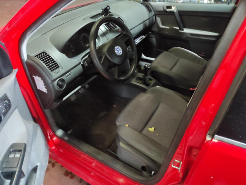 VOLKSWAGEN POLO IV (9N1) — Donor Vehicle for Used Parts 