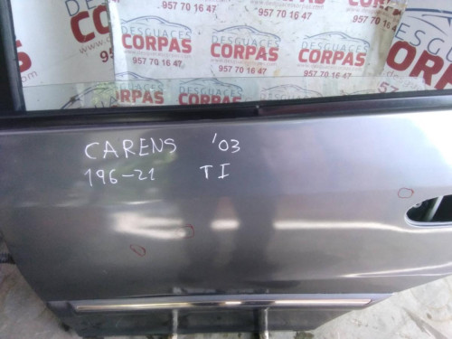 PUERTA TRASERA IZQUIERDA Kia CARENS (RS) 