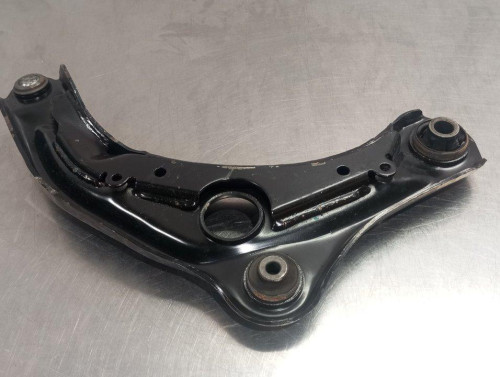  BRAZO SUSPENSION DELANTERO IZQUIERDO Nissan MICRA (K14) 