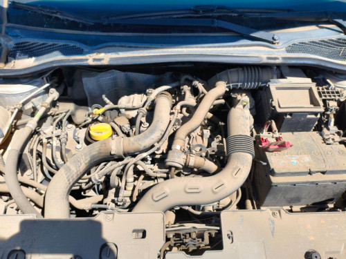  RENAULT CLIO IV GRANDTOUR 