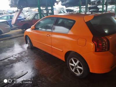 TOYOTA COROLLA (E12)