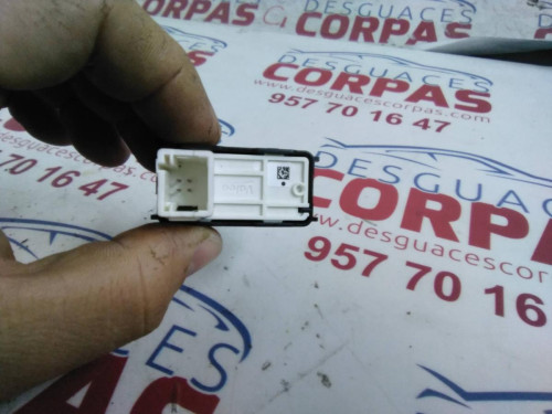  MANDO ELEVALUNAS TRASERO IZQUIERDO Peugeot 308 
