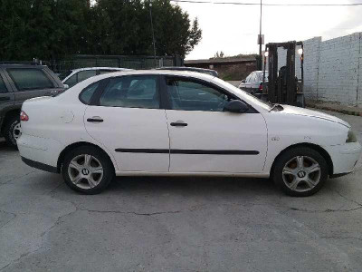 SEAT CORDOBA BERLINA (6L2)