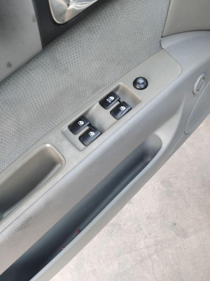 MANDO ELEVALUNAS DELANTERO IZQUIERDO Chevrolet Nubira Berlina (2005->)
