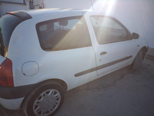 RENAULT CLIO II FASE I (B/CB0) — автомобиль-донор на запчасти 