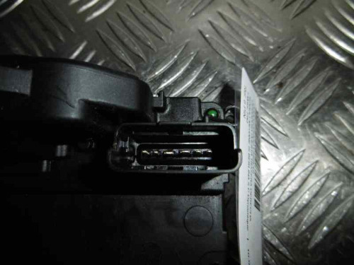  CERRADURA PUERTA TRASERA DERECHA Renault MEGANE III BERLINA 5P 