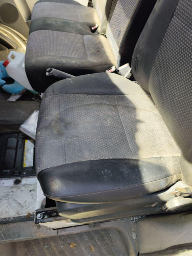 ASIENTO DELANTERO IZQUIERDO Mercedes-Benz SPRINTER II FURGÓN 