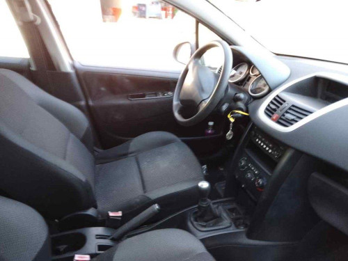 PEUGEOT 207 — автомобиль-донор на запчасти 