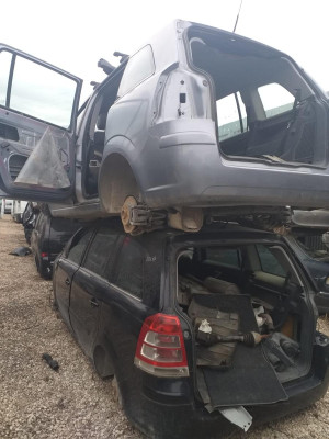 OPEL ZAFIRA B