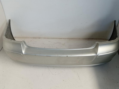 PARAGOLPES TRASERO TOYOTA AVENSIS BERLINA (T25) 