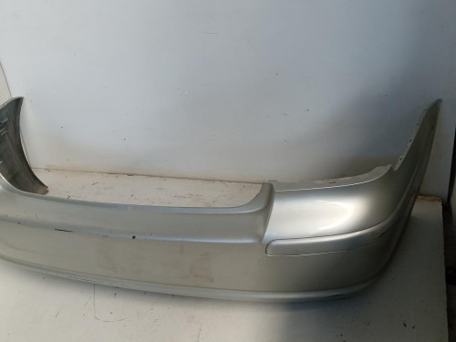 PARAGOLPES TRASERO TOYOTA AVENSIS BERLINA (T25) 