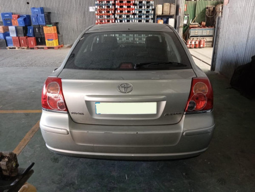 PARAGOLPES TRASERO TOYOTA AVENSIS BERLINA (T25) 
