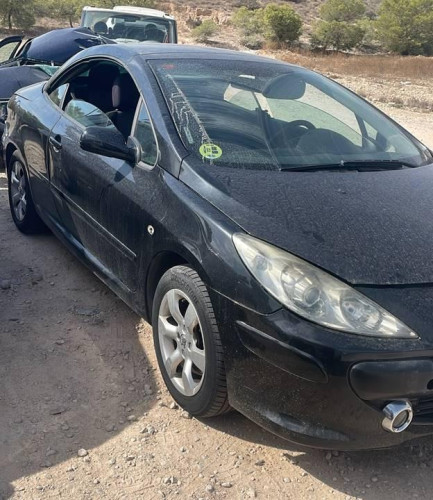 PEUGEOT 307 CC CABRIO-COUPÉ (S2) — vehículo donante para recambios 