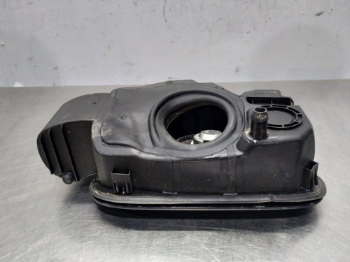  TAPA EXTERIOR COMBUSTIBLE Mercedes-Benz CLASE C (BM 204) BERLINA 