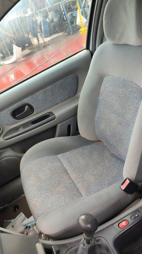 RENAULT LAGUNA (B56) — vehículo donante para recambios 