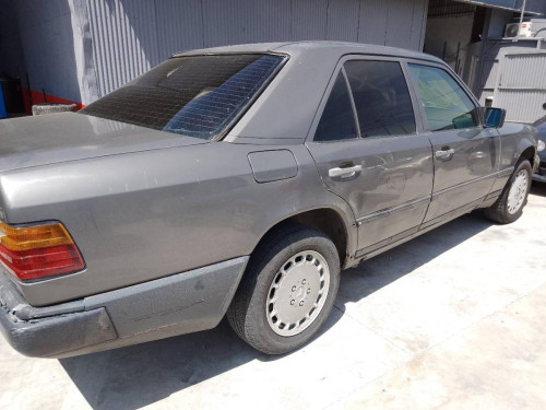 MERCEDES-BENZ CLASE 124 (BM 124) BERLINA — автомобиль-донор на запчасти 