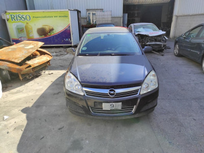 OPEL ASTRA H BERLINA