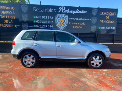 VOLKSWAGEN TOUAREG (7LA)