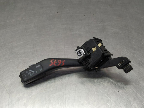  MANDO INTERMITENTES VOLKSWAGEN GOLF VI (5K1)(10.2008) 