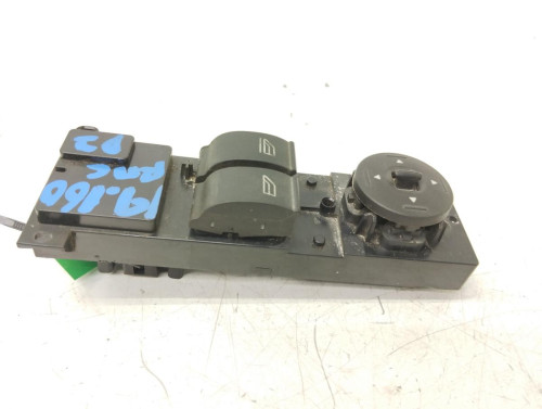 MANDO ELEVALUNAS DELANTERO IZQUIERDO FORD FOCUS BERLINA (CAP) 
