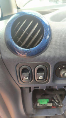 PEUGEOT 1007