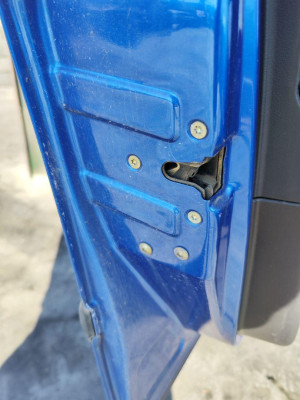 CERRADURA PUERTA DELANTERA IZQUIERDA