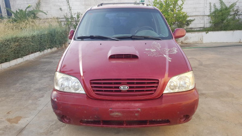 Kia Carnival II (FL)(2001->) — автомобиль-донор на запчасти 